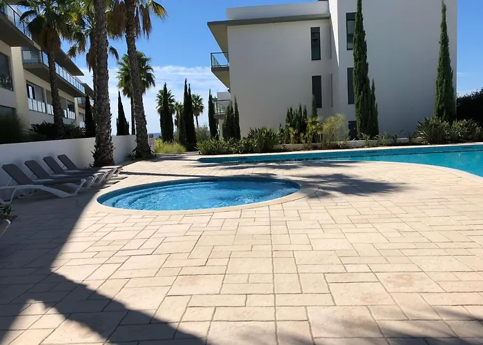 Cavalo Preto Luxury - C201 *